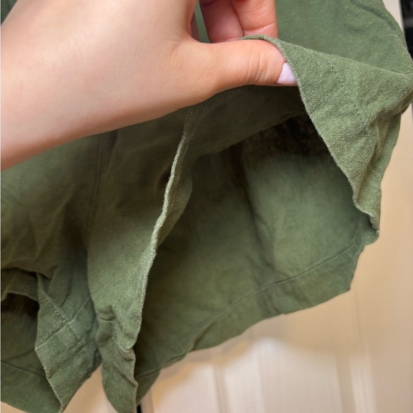 J. Crew - Women's Beachy Summer Green Casual Basic Lightweight Shorts in Size S - Picture 4 of 7